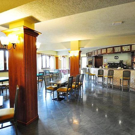 Leo Hotel Leonessa Ngoại thất bức ảnh