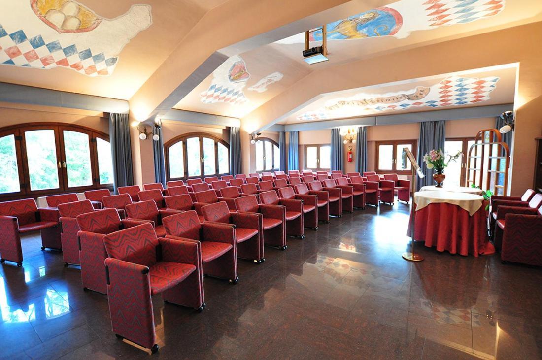 Leo Hotel Leonessa Ngoại thất bức ảnh