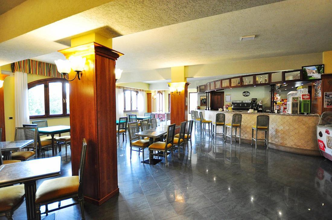 Leo Hotel Leonessa Ngoại thất bức ảnh