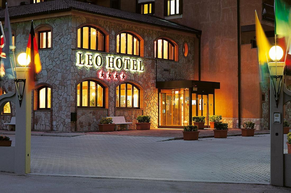 Leo Hotel Leonessa Ngoại thất bức ảnh