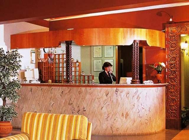 Leo Hotel Leonessa Ngoại thất bức ảnh